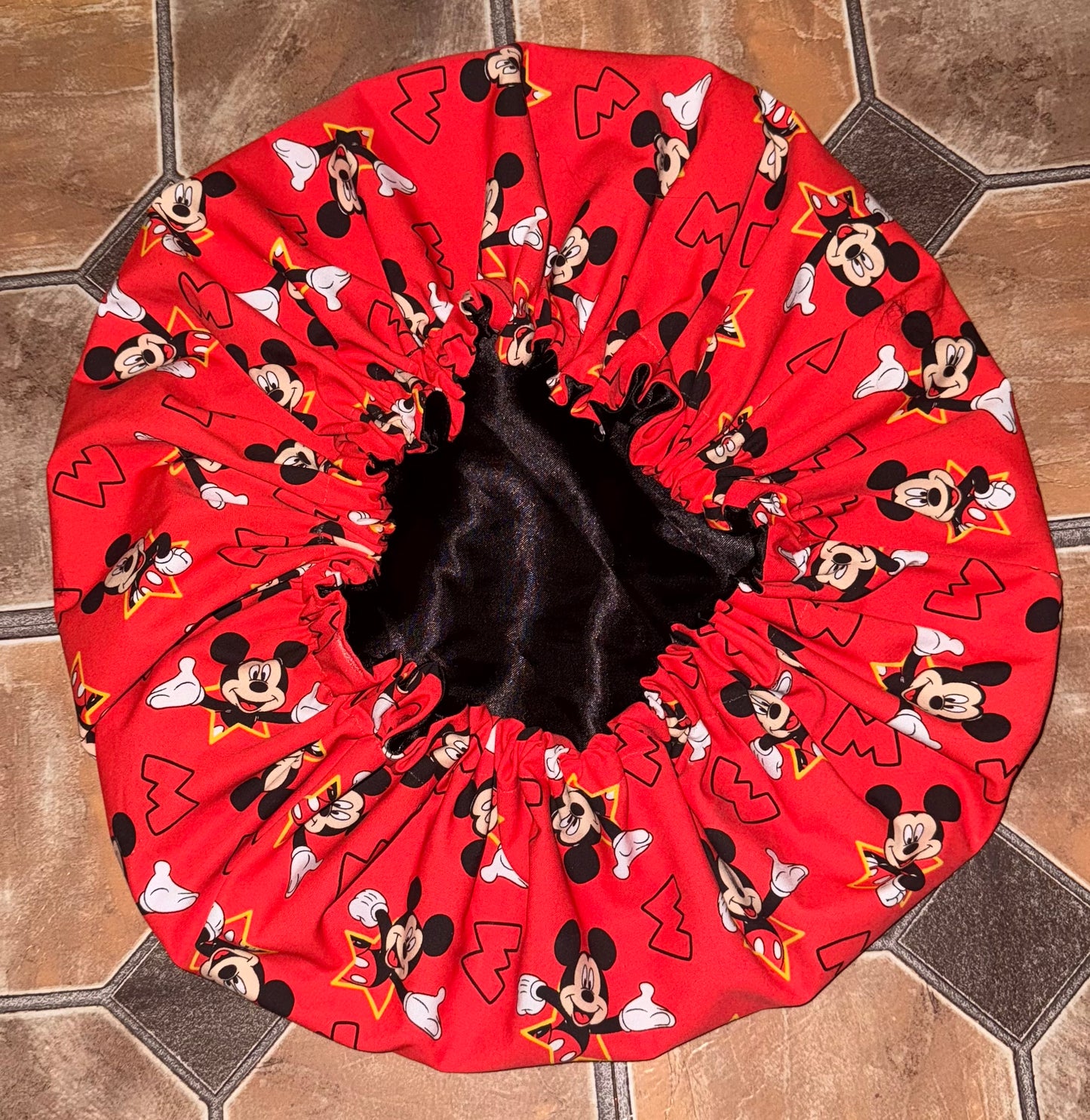 Reversible Mickey-Inspired Satin Bonnet