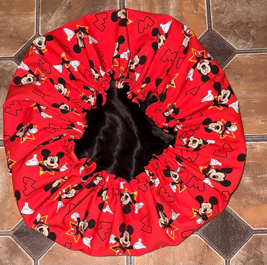 Reversible Mickey-Inspired Satin Bonnet