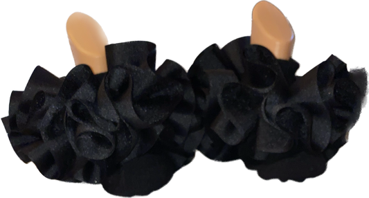 Black Out Ruffle Socks