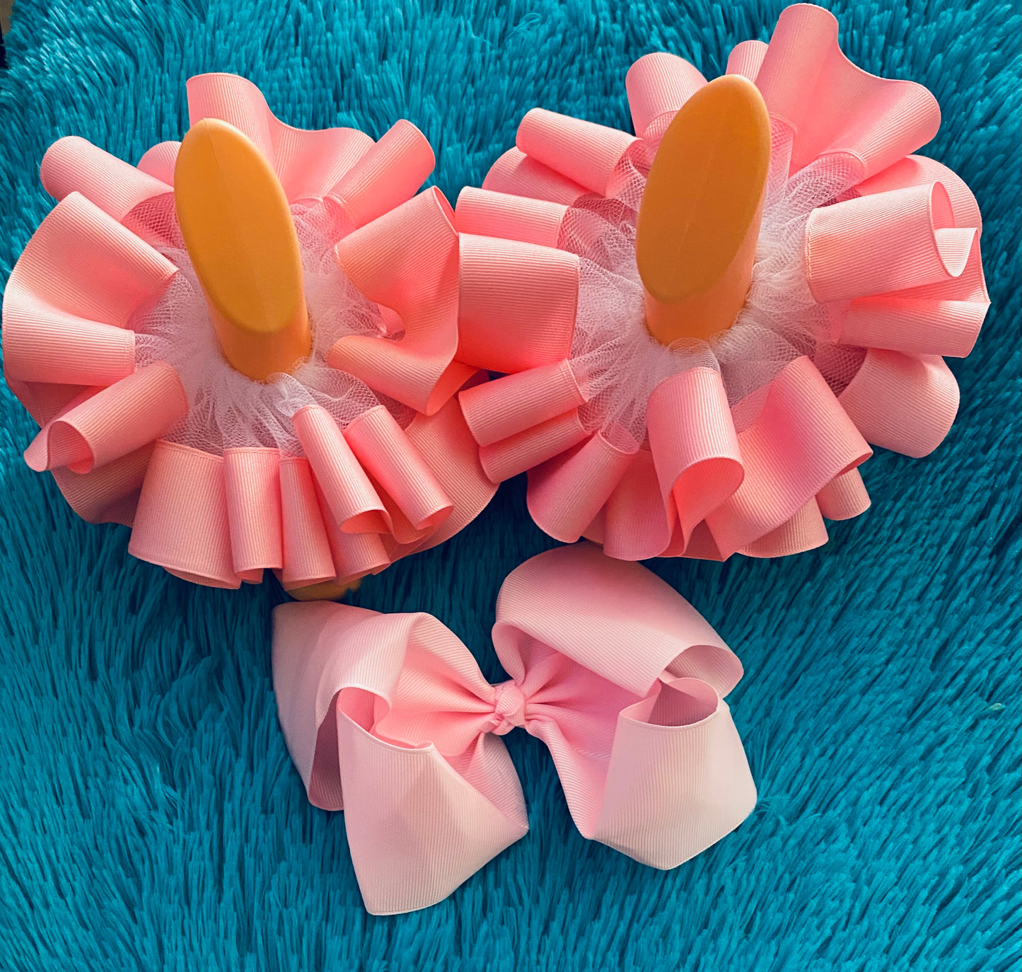 Pink Out Ruffle Anklets & Bow Set